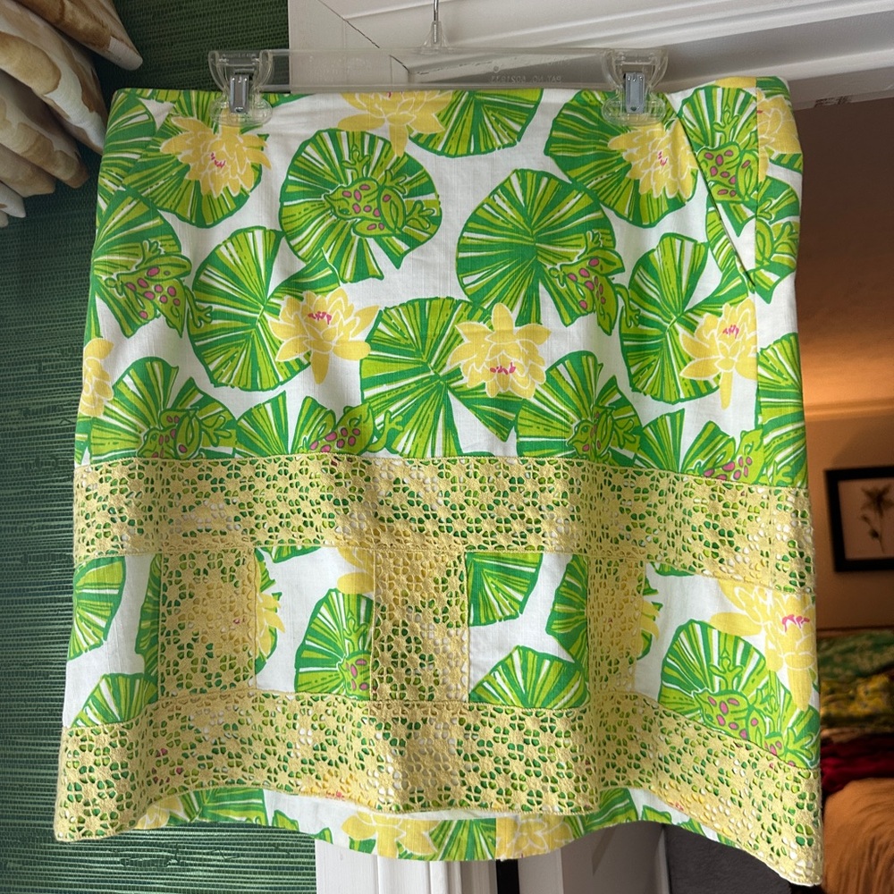 Never worn spring colored skirt